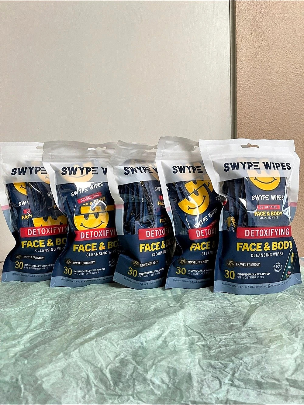 5 Bags of SWYPE WIPES Detoxifying Face & Body Cleansing Wipes 30-Count